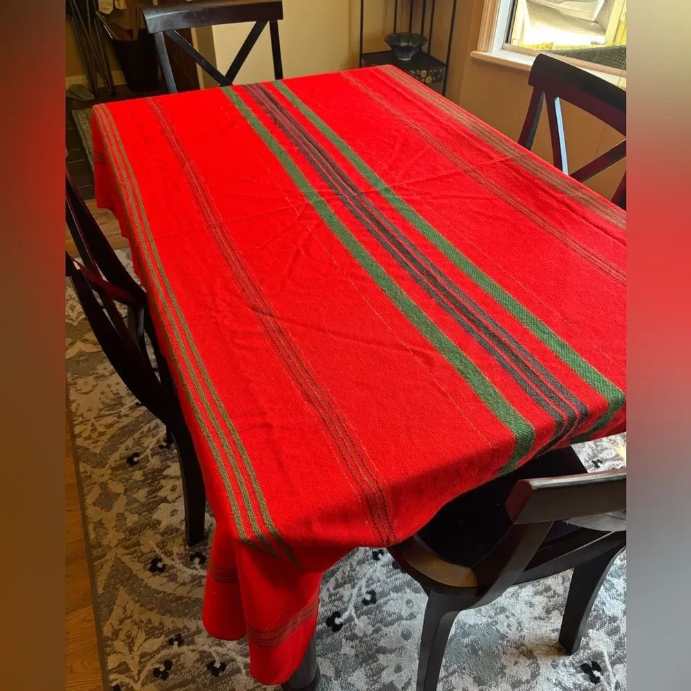 Leacock Holiday Christmas Red Striped Tablecloth & 6 Napkins 60 x 82 Vintage